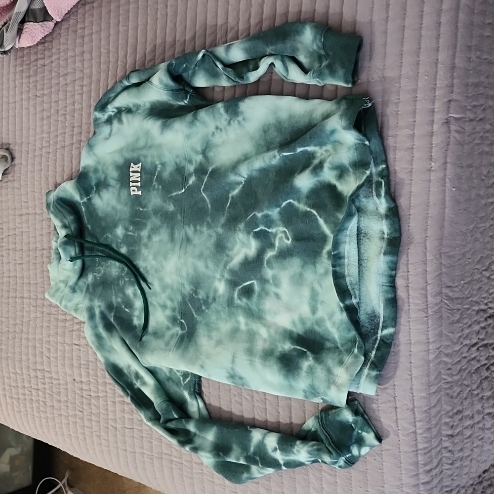 NWT Victoria Secret Pink sweater